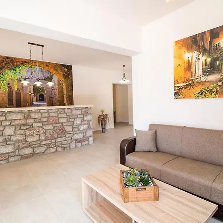 Lägenhetshotell Casa Artemida Boutique